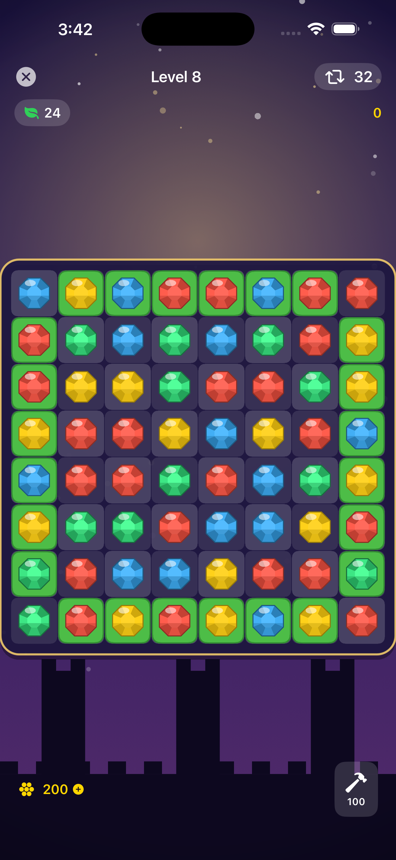 Crown Match gameplay clearing tiles